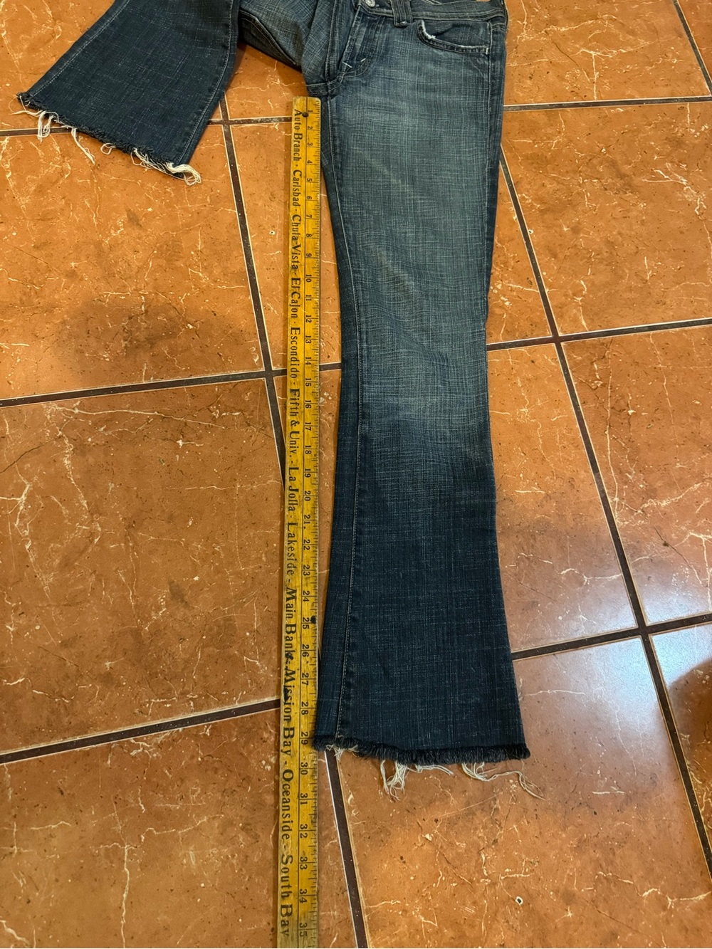 7 For All Mankind Women’s Dark Indigo Bootcut Jeans - Picture 9 of 11